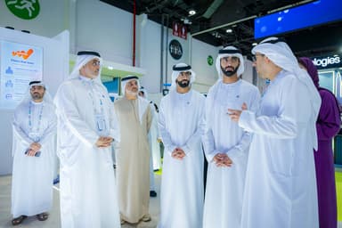 حميد وراشد بن عمار يطّلعان على أبرز مشاريع حكومة عجمان في «عالم الذكاء الاصطناعي أبوظبي 2026»