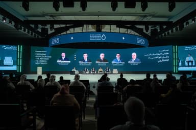 مؤتمر عجمان الدولي الثامن للبيئة يختتم أعماله بتوصيات تعزز الحياد الكربوني والاستدامة البيئية